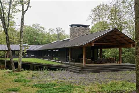 How They Pulled It Off: An Upside-Down House Rises From a 19th-Century Railbed
