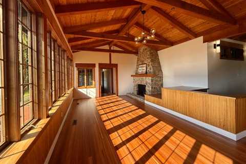Steve Jobs Named Apple After Living at This Oregon Orchard, Now Listed for $5M