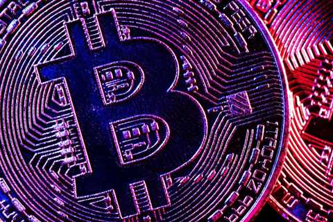 Deutsche Bank Analyst Says Bitcoin Is Having A “Historic Decline in Volatility Levels” 