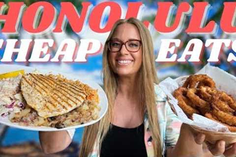 12 CHEAP EATS You Must Try in HONOLULU HAWAII!