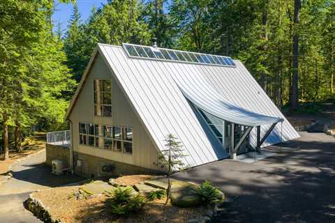 In the Washington Woods, a Striking Steel A-Frame Seeks $1.8M
