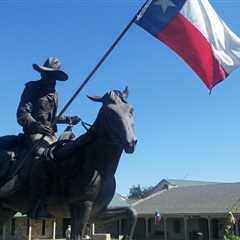 Runaway Texas Democrat Lawmakers and the Law That Could Theoretically Remove Them from Office