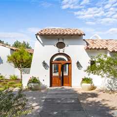 This  Mediterranean Compound Welcomes You to Austin for $5.6M