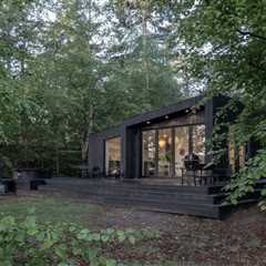 Scoop Up a Tiny Lakeside Cabin in England for $650K