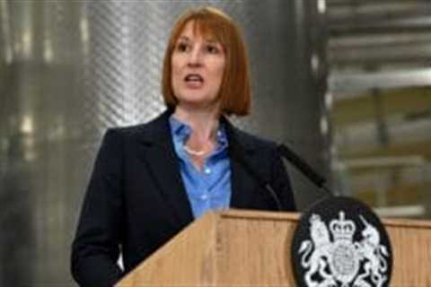 Rachel Reeves warned she must raise £50bn in taxes or cuts to avoid fiscal crisis