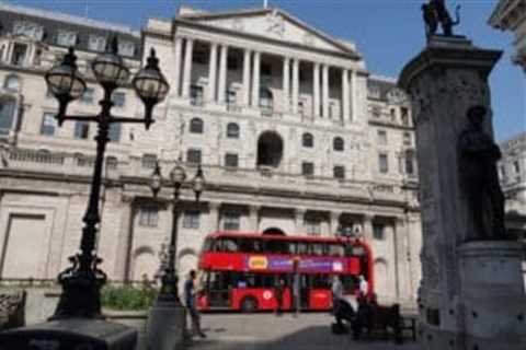 Bank of England expected to cut interest rates to 4% amid weakening UK economy