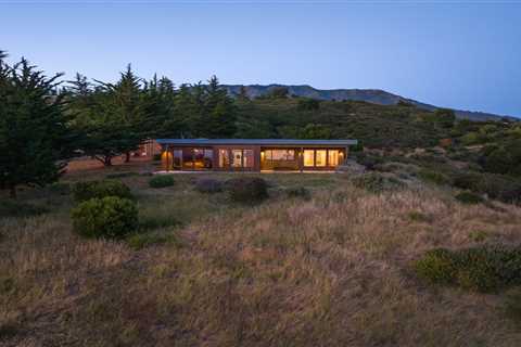 Wait Till You See the Ocean View at This $1.8M Big Sur Home