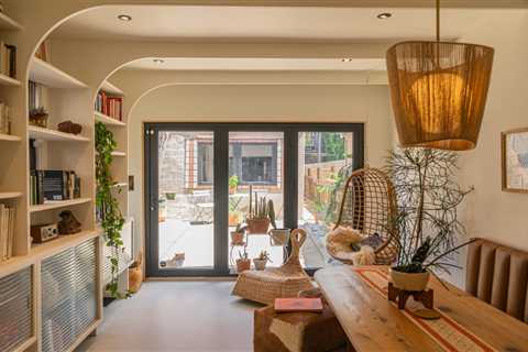 Before &amp; After: It Cost $180K to Fix Up This Philly Row House—But the Army of Cats Was Free