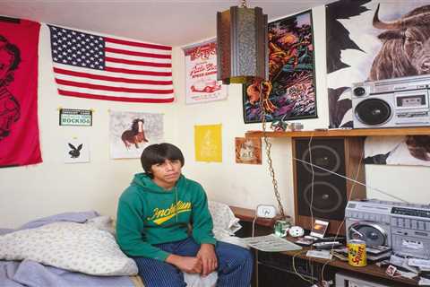 These Cult-Favorite Photos Explore the Teen Bedroom Before Social Media