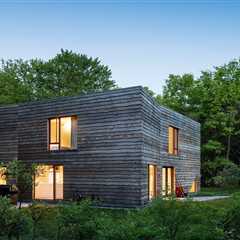 Live-Edge Siding Covers This Prefab Cabin in Upstate New York