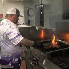 'Straight Up' restaurant brings delicious tastes and slices of Hawaii to Vegas