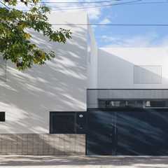 Their Buenos Aires Home Is a Master Class in Mixed Materials