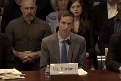 SHOCK TESTIMONY: U.S. Air Force Veteran Reveals He Witnessed a Silent 100-Foot TRIANGLULAR UFO at Langley AFB — Shot Into the Sky in Seconds