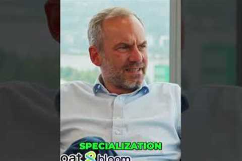Venture Capital Trends: New Funds, Specialization &amp; Mega-Platforms #shorts