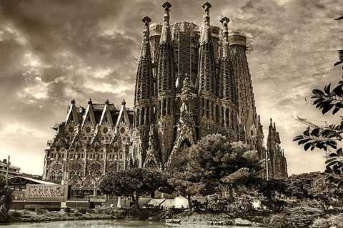 MASTERPIECE: After Over 100 Years Under Construction, Famous Barcelona Basilica ‘Sagrada Familia’ Will Be Completed Becoming Tallest Church in the World (VIDEOS)