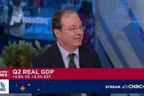 There's a productivity boom in the U.S. similar to the 1990s, says KKR's Henry McVey