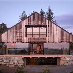 One Side of This Czech Home Feels Like a Traditional Log Cabin—the Other Has Lots of Glass