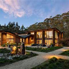 This $5.9M Pescadero Home Blends Ocean Views With Laid-Back Charm