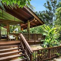 Chic Island Hideaway! - Tracy Allen - Coldwell Banker Realty - Hawaii Real Estate