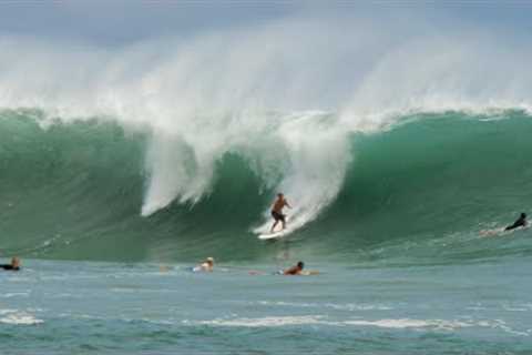 Most Powerful Ala Moana Bowls Swell of 2025 | 4K Raw Surfing