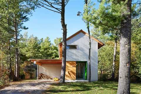 His Family Sold Off the Lake Cabin—But Its Spirit Lives On in a New 1,000-Square-Foot Retreat