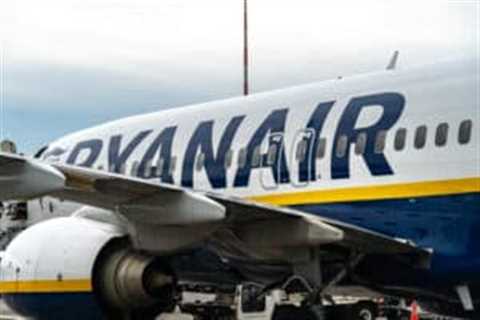 Ryanair sparks fury as it bans paper boarding passes