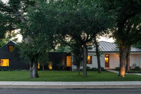 Here’s Every Stop at the 2025 Edition of Austin’s Famous Homes Tour