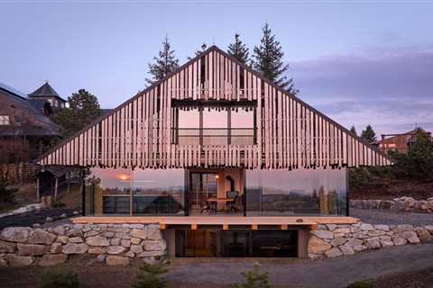 One Side of This Czech Home Feels Like a Traditional Log Cabin—the Other Has Lots of Glass