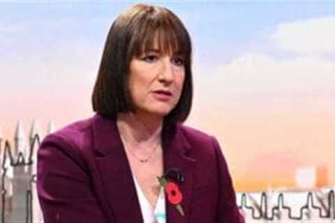 Reeves weighs income tax rise to plug £30bn fiscal hole