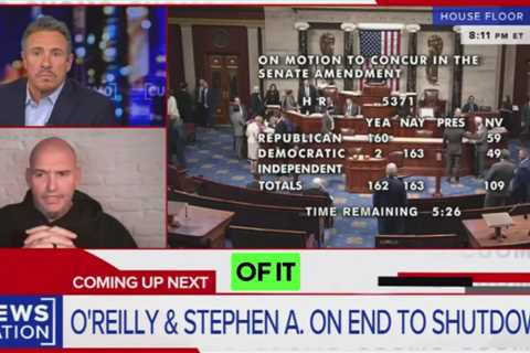 Sen. Fetterman Fires Off a Blunt Message to AOC, Bernie Sanders, and Every “Democratic Socialist” in His Party