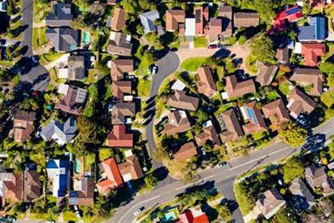 Cracks ‘starting to appear’ in housing market