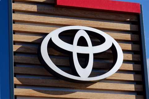 Toyota Strengthens American Industry: CEO Publicly Supports MAGA at NASCAR and Announces Historic $912 Million Investment in U.S. Plants