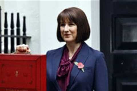 Disposable income falls for fourth consecutive month as one in five Brits can’t cover essential bills ahead of Reeves’ Budget