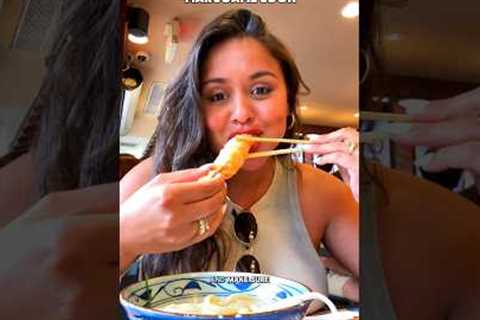 WOW😍 best places to eat in Oahu, Hawaii 🌺🤙🏽🌊 #hawaii #hawaiifood #hawaiifoodie #oahu #usa #chicago