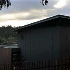 Modernist Masters Inspired This Australian Home—Which a Father and Son Built by Hand
