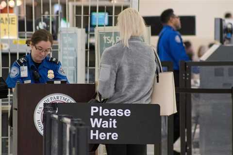 Male ‘Trans’ TSA Agent Wants to Pat Down Women So Bad He’s Filing a Lawsuit Over it