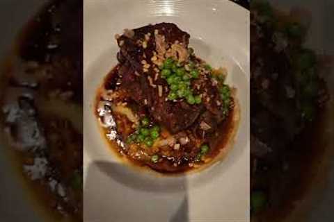 YUMMY DELICIOUS HAWAIIAN FOOD #shorts  #hawaii