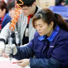 China posts record trade surplus despite Trump tariffs