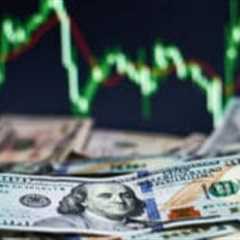 Pound hits four-year high against dollar, prompting calls to ‘buy now’