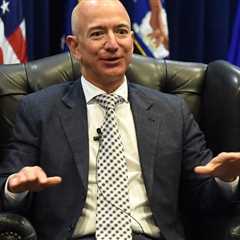 ‘The WaPo Extinction Event’: Washington Post Employees Beg For Their Jobs as Owner Jeff Bezos Prepares to Fire 300 More Staff