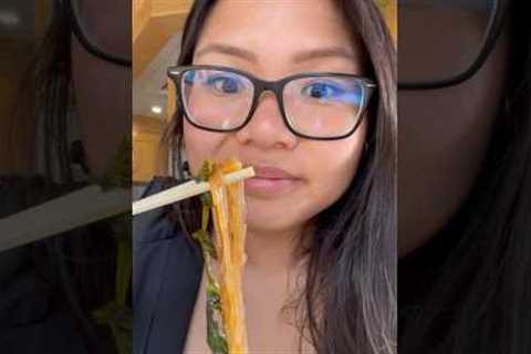 Places to Eat in Hawaii That’s Worth It #hawaii #oahuhawaii #hawaiifoodie #oahu #foodie #travel