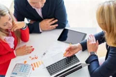 Labour urged to raise private pension access age to curb early retirement