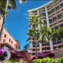 Royal Hawaiian Hotel Waikiki | Hawaii’s PINK Palace | A Must-See!