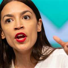 AOC Blew $19K in Campaign Cash on ‘Leadership Training’ From Shrink Who Specializes in Alternative Medicine