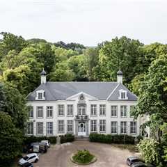 This Belgian Castle Was Once a Retreat for the Wealthy. Now Solo Agers Call It Home