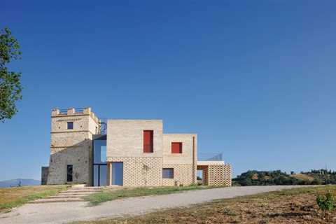 How They Pulled It Off: A Hilltop Home in Italy Built Around a 17th-Century Watchtower
