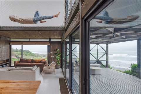 Even the Loft-Level Netting Has Water Views at This Chilean Beach House
