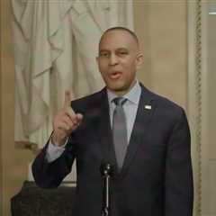 Despite Another Assassination Attempt, Hakeem Jeffries Doubles Down on Violent Rhetoric Calling for ‘Maximum Warfare’ Against GOP (Video)