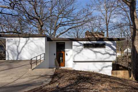 Redwood Walls Meet Terrazzo Floors in This $575K Wisconsin Midcentury