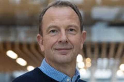 John Lewis chairman’s pay climbs 21% to £1.2m as 3,300 roles disappear across the partnership